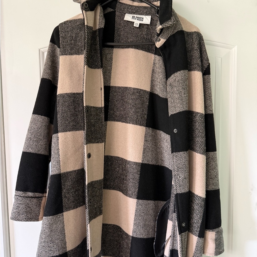 BB Dakota by Steve Madden Black and Tan Plaid Pea Coat